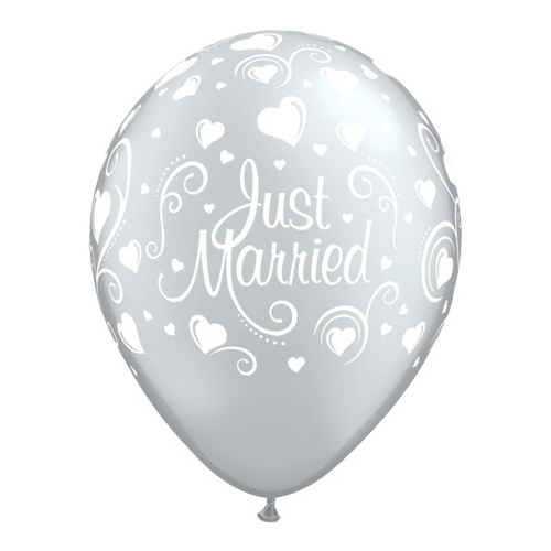 28cm Round Silver Just Married Hearts #1883925 - Pack of 25 TEMPORARILY UNAVAILABLE